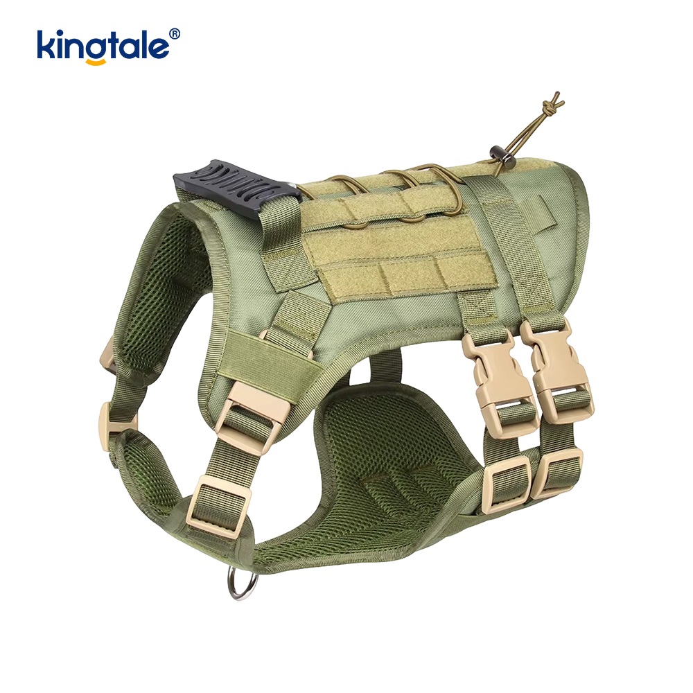 Postroj pre vojenského psa